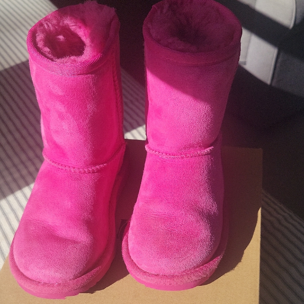 UGG Classic II Pink Boots